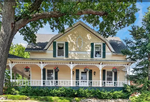 401 Jerome St, Marshalltown, IA 50158