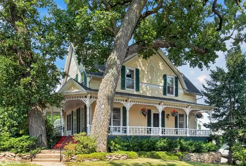 401 Jerome St, Marshalltown, IA 50158