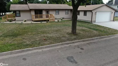 806 2nd Ave NE, Clarion, IA 50525