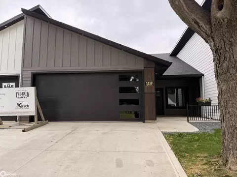 1310 Quint Ave, Carroll, IA 51401
