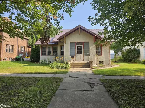 1013 Main St, Ackley, IA 50601