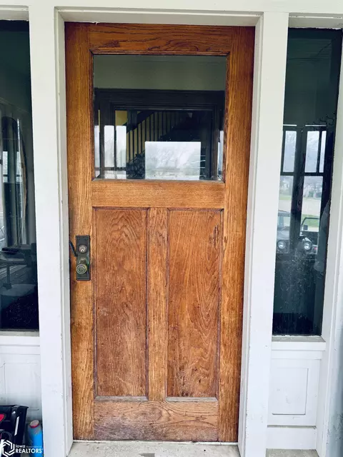 Entry Way - 701 Maple St, Atlantic, IA 50022 photo 1 of 7