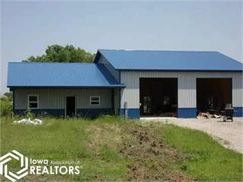 308 S Polk St, Drakesville, IA 52552