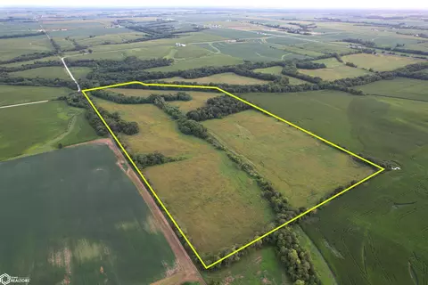 60 Th Ave, Hedrick, IA 52563