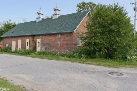 101 S 1st St, Fertile, IA 50434