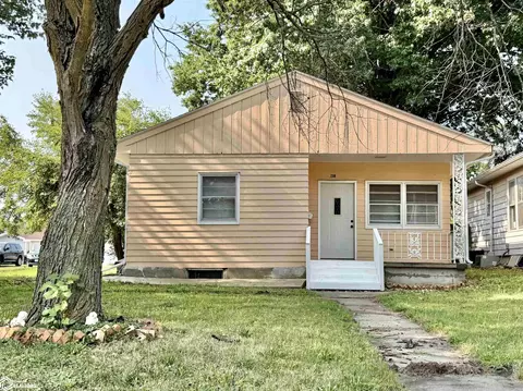 2318 E Main St, Ottumwa, IA 52501