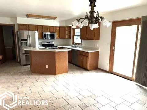 Kitchen - 28 Schutter Cir, Algona, IA 50511 photo 1 of 2