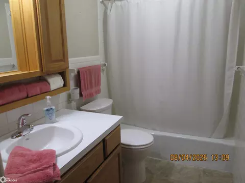 Bath - 700 E 17th St, Atlantic, IA 50022 photo 1 of 2