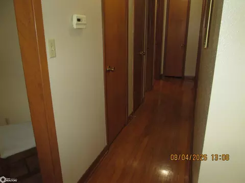 Entry Way - 700 E 17th St, Atlantic, IA 50022 photo 1 of 1