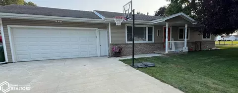 423 W Jack Frost St, Avoca, IA 51521