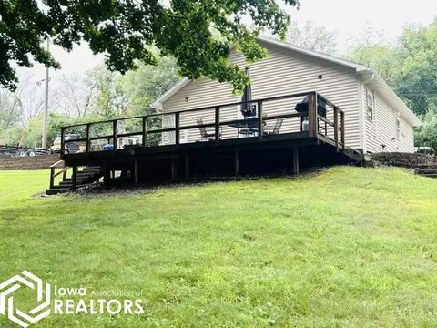 208 Hillcrest Rdg, Montezuma, IA 50171