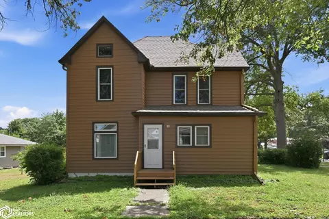 811 Victoria St, Harlan, IA 51537