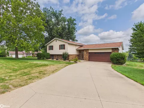 1951 Gladstone St, Ottumwa, IA 52501