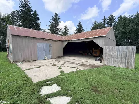 Exterior - 1328 170th St, Hampton, IA 50441 photo 4 of 14