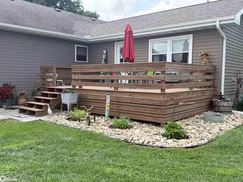 Exterior - 1328 170th St, Hampton, IA 50441 photo 7 of 14