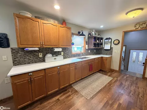 Kitchen - 1328 170th St, Hampton, IA 50441 photo 2 of 6