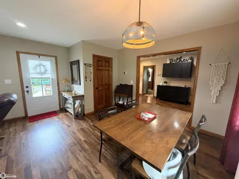 Entry Way - 1328 170th St, Hampton, IA 50441 photo 2 of 2