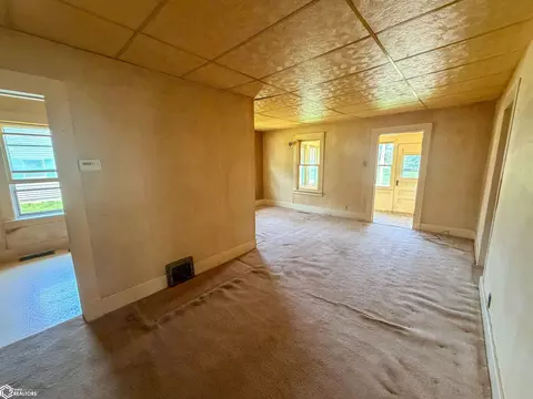 Living - 429 12th Ave NE, Hampton, IA 50441 photo 2 of 3