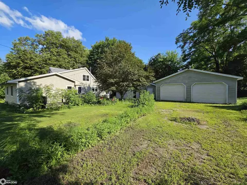 106 Spring St, Fertile, IA 50434