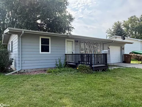 102 2nd Ave, Audubon, IA 50025