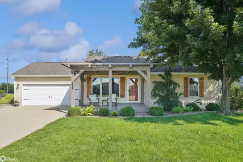 1015 S Shamrock Cir, Mount Pleasant, IA 52641