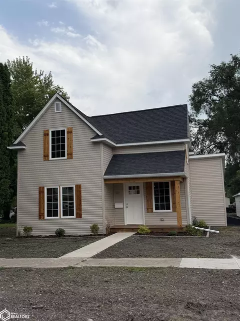322 N G St, Oskaloosa, IA 52577