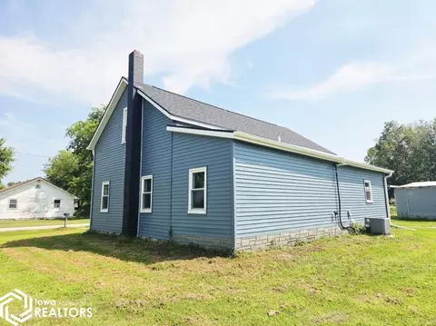 Exterior - 202 3rd St W, Weldon, IA 50264 photo 3 of 5