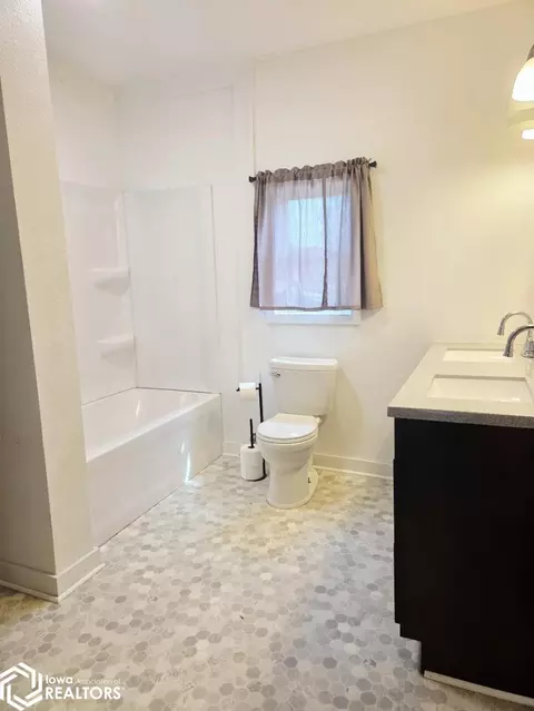 Bath - 202 3rd St W, Weldon, IA 50264 photo 1 of 1