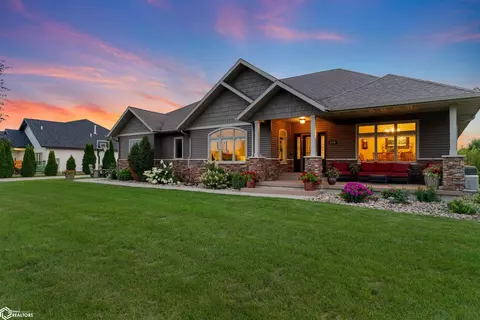 1415 N 20th St, Clear Lake, IA 50428