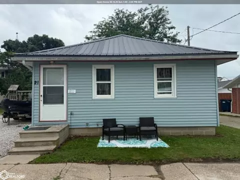 21 1st St SE, Nora Springs, IA 50458