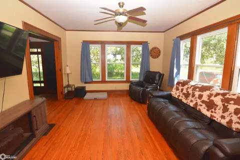 Living - 916 415th Ave, Malcom, IA 50157 photo 1 of 2
