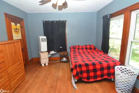 Bedroom - 916 415th Ave, Malcom, IA 50157 photo 5 of 5