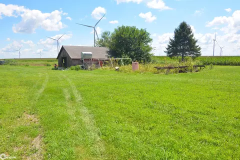 Exterior - 916 415th Ave, Malcom, IA 50157 photo 8 of 11