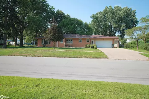 300 E State St, Clarinda, IA 51632