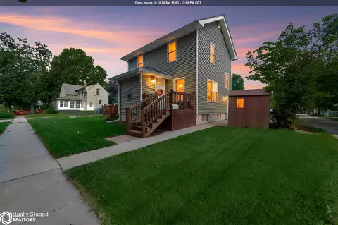 417 10th St, Ames, IA 50010
