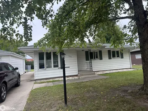306 Rushview Dr, Jefferson, IA 50129