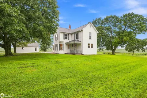 2364 Highway 16, West Point, IA 52656