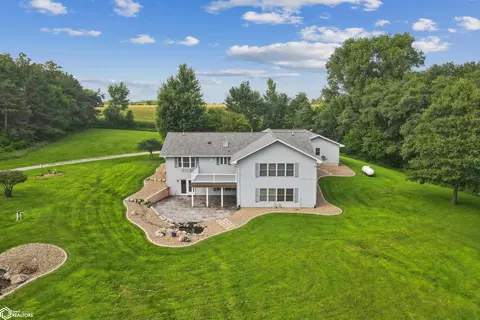 3158 Misty Meadow Rd, Salem, IA 52649