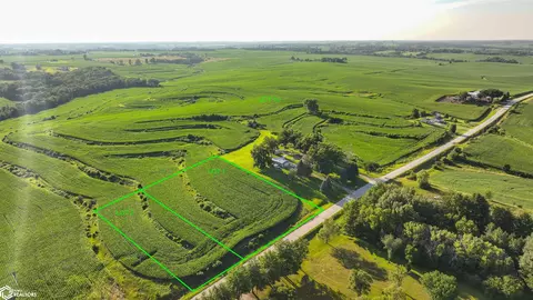 lot2 SE 100th St, Runnells, IA 50237