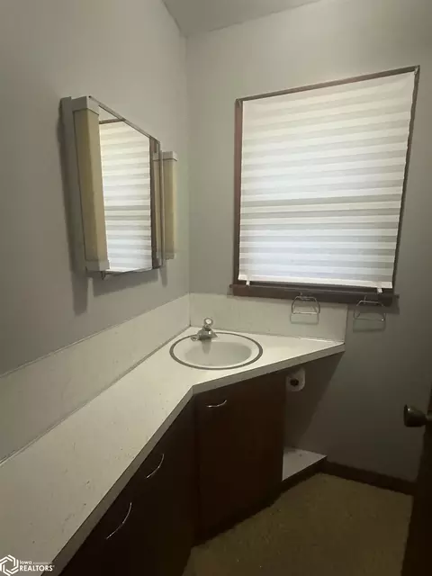 Bath - 340 70th, Dows, IA 50071 photo 3 of 3