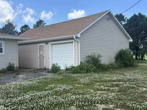 Exterior - 340 70th, Dows, IA 50071 photo 2 of 2