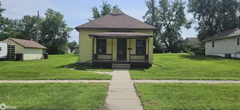 212 E Webster St, Osceola, IA 50213