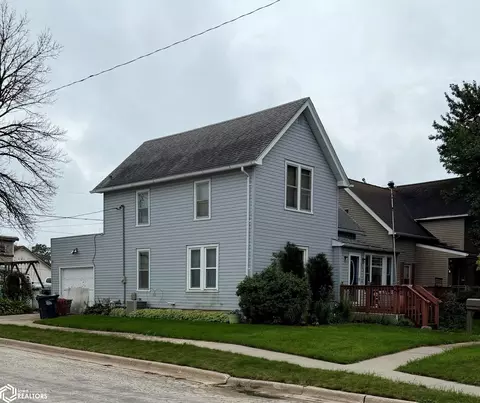 403 1st St SW, Clarion, IA 50525