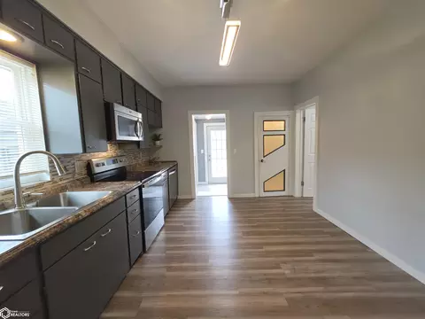 Entry Way - 311 N 3rd St, Breda, IA 51436 photo 4 of 5