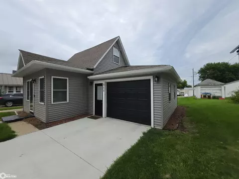 Exterior - 311 N 3rd St, Breda, IA 51436 photo 2 of 7