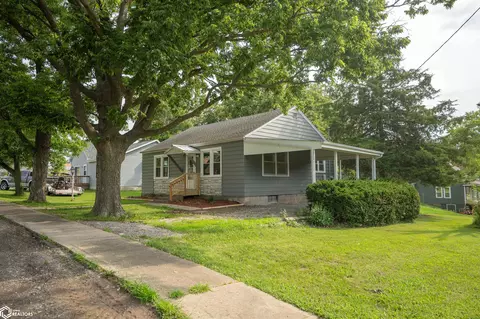 80 S 12th St, Hamilton, IL 62341