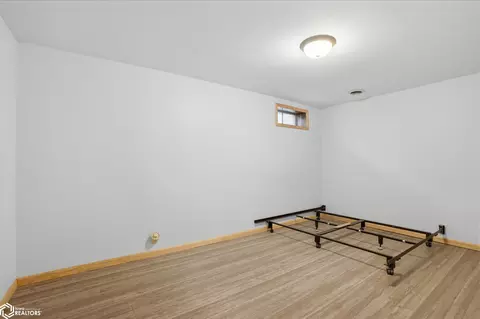 Bedroom - 936 E County Rd 1450, Hamilton, IL 62341 photo 4 of 7