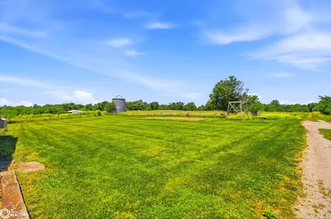 Exterior - 936 E County Rd 1450, Hamilton, IL 62341 photo 7 of 9