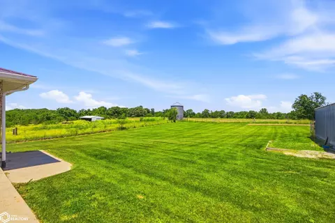 Exterior - 936 E County Rd 1450, Hamilton, IL 62341 photo 6 of 9