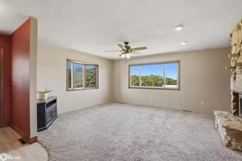 Living - 936 E County Rd 1450, Hamilton, IL 62341 photo 4 of 4